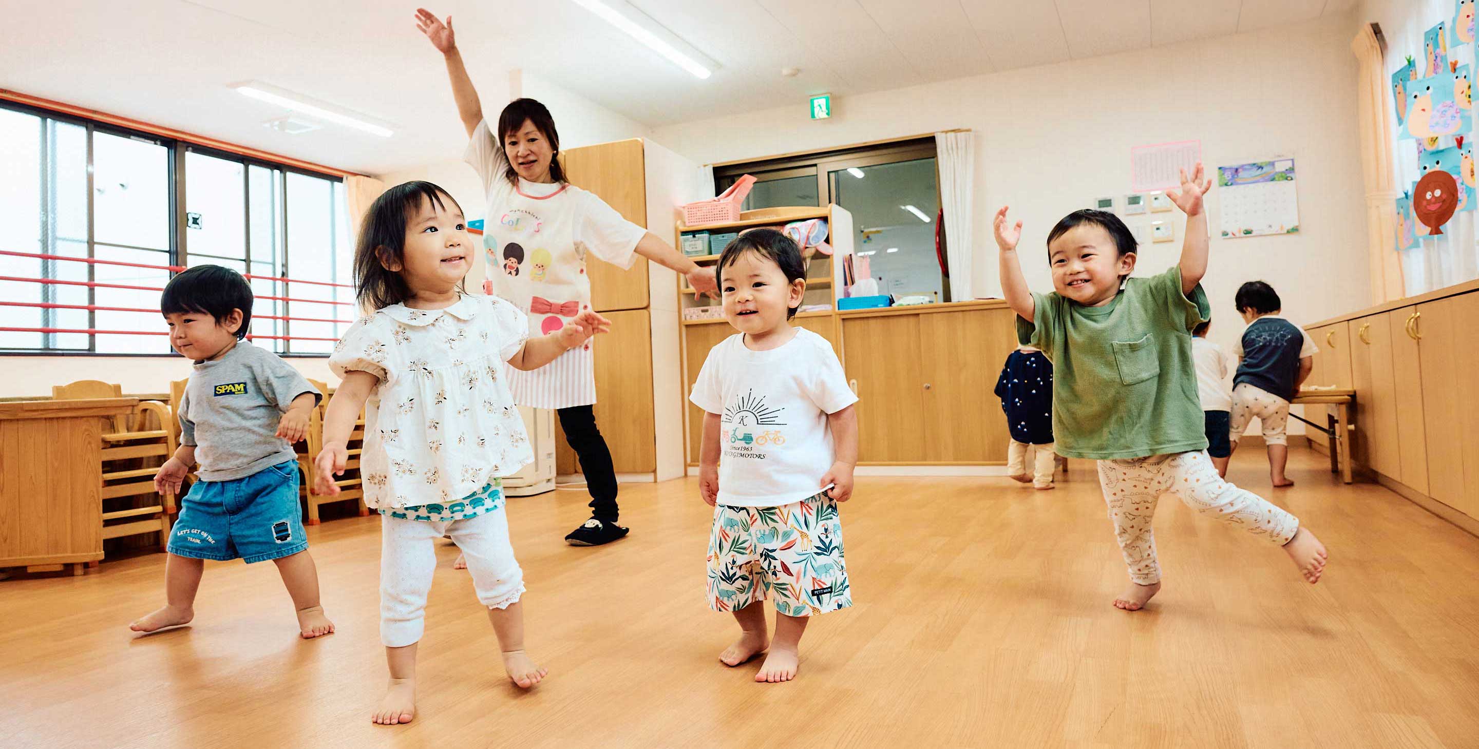 保育園部門で過ごす子どもたち