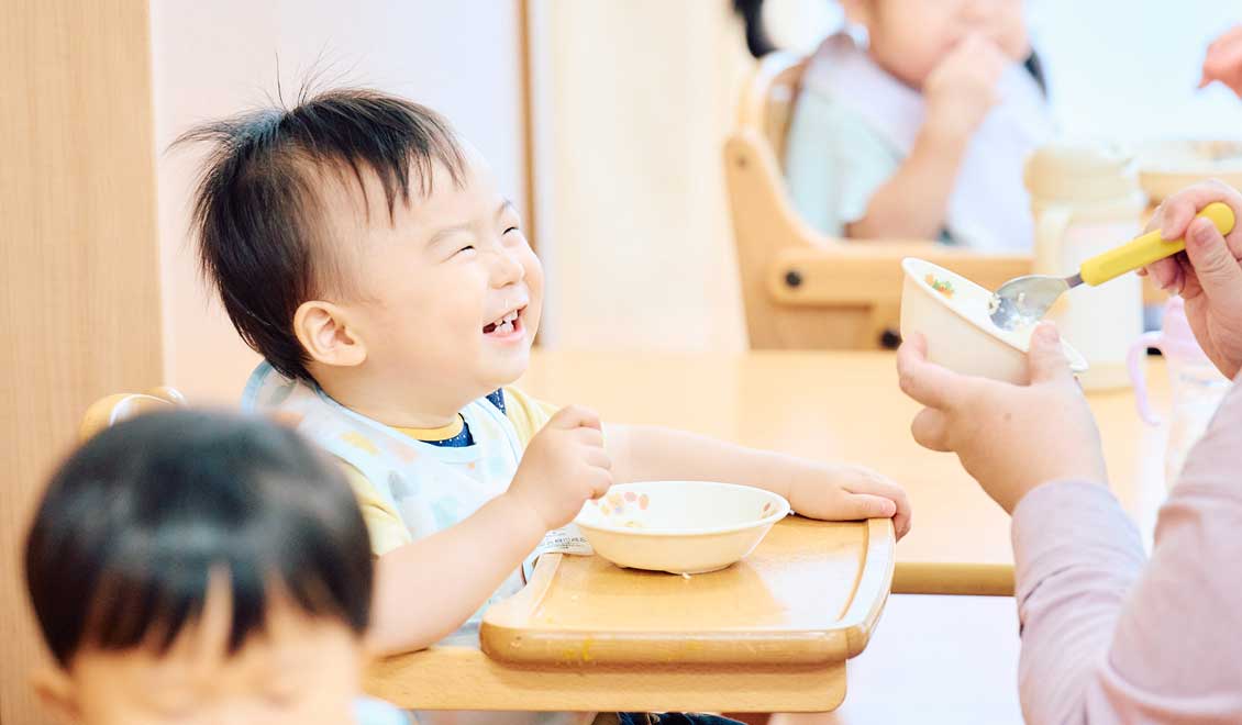 乳児から年長までの園生活の様子